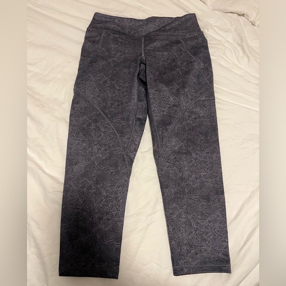 Patagonia Centered Crop Mid Rise  Leggings Size Medium NWT